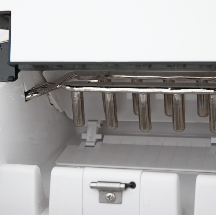 Льдогенератор EB 12A заливной, пальчиковый лед EKSI Льдогенератор EB 12A заливной, пальчиковый лед EKSI