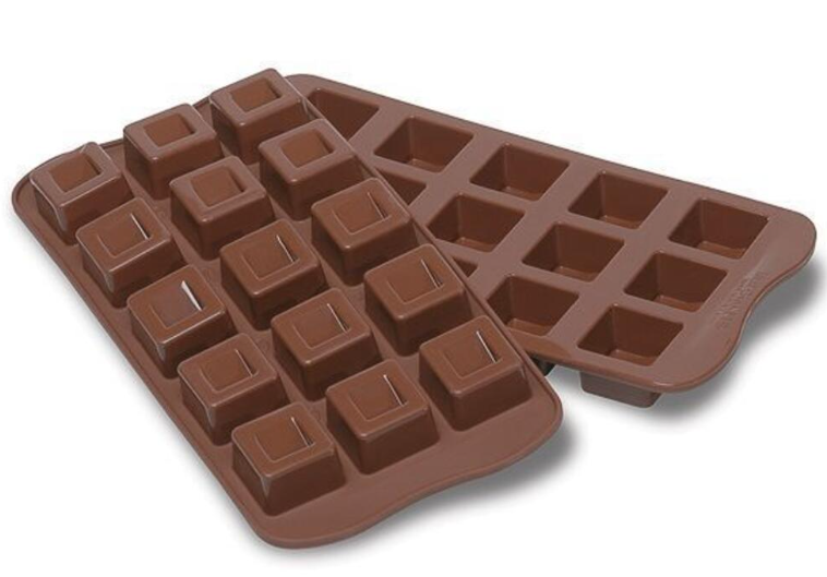 Форма силиконовая для конфет CUBO 2,6х2,6 см SILIKOMART Форма силиконовая для конфет CUBO 2,6х2,6 см SILIKOMART