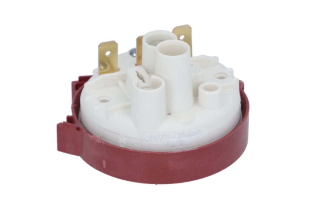 Прессостат 40/20 мм 250 В 16 A для AMIKA (69850) Прессостат 40/20 мм 250 В 16 A для AMIKA (69850)