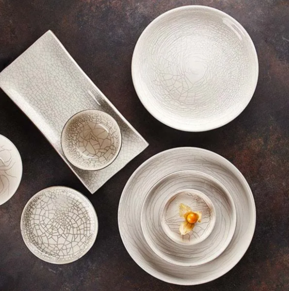 Тарелка мелкая 21см керамика «День и ночь» DYMOV Тарелка мелкая 21см керамика «День и ночь» DYMOV