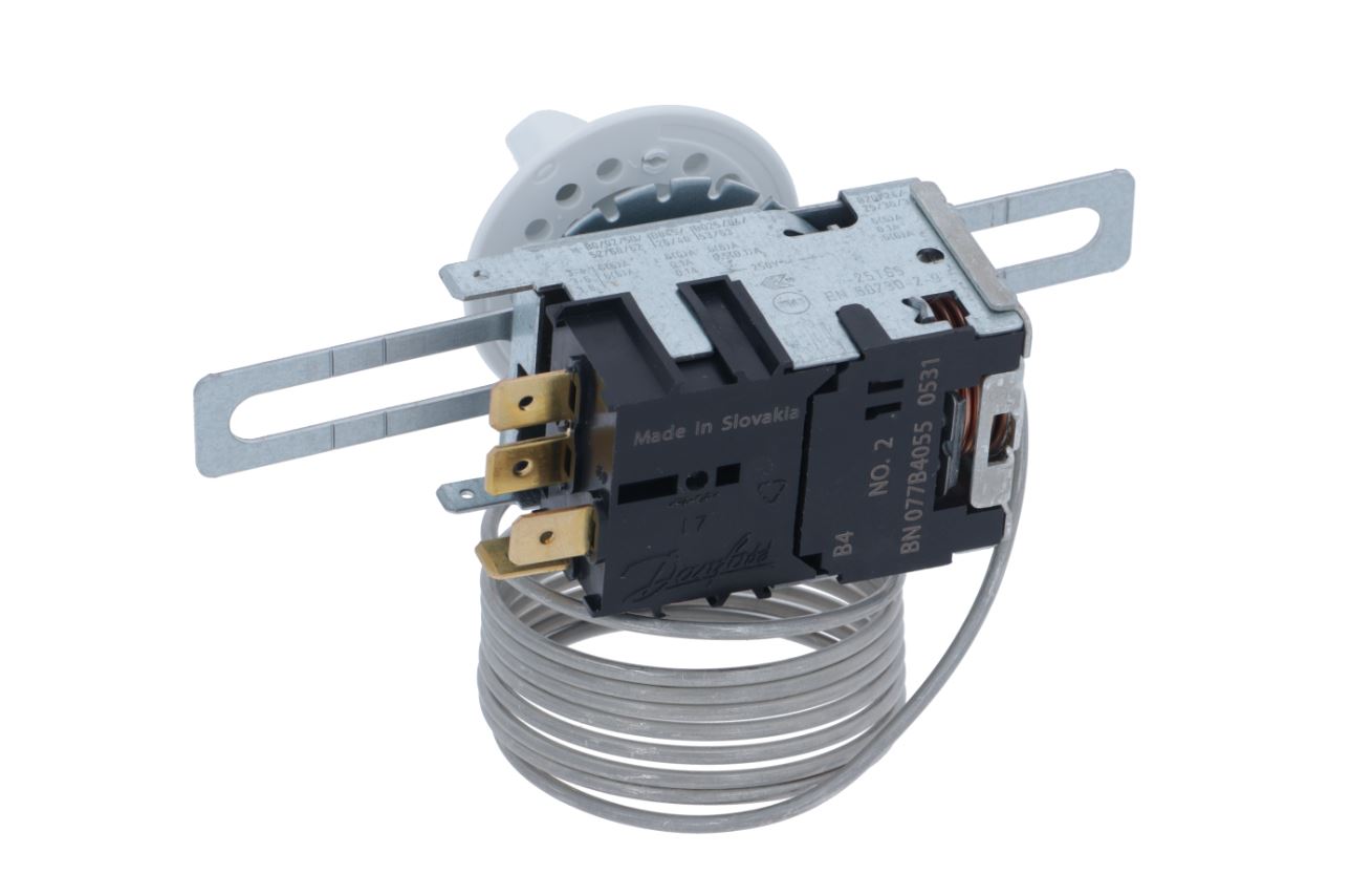 Термостат рабочий DANFOSS (077B7002) Термостат рабочий DANFOSS (077B7002)