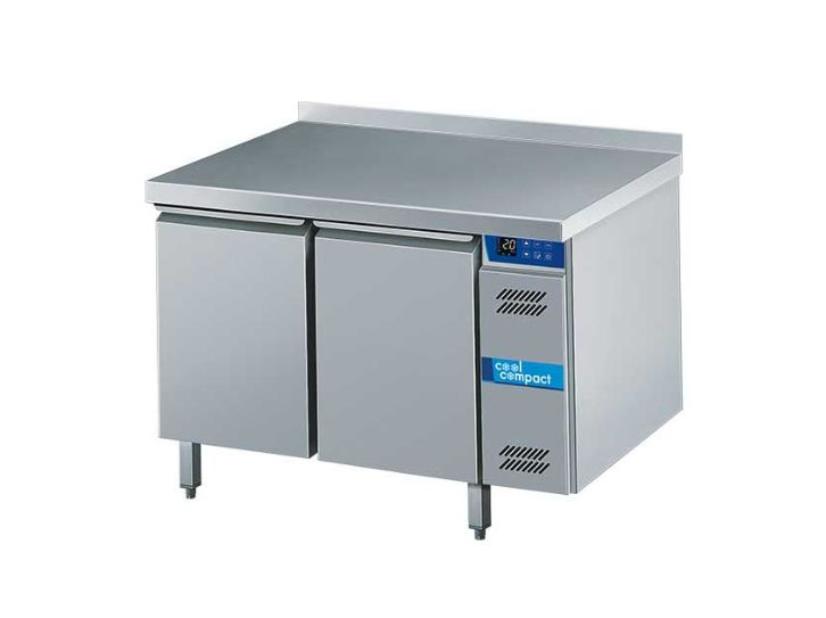 Шкаф холодильный центрального охлаждения 2xGN 1/1 "MAGNOS", 2-дверный, со столешницей и бортом KTO721161-MS COOL COMPACT Шкаф холодильный центрального охлаждения 2xGN 1/1 "MAGNOS", 2-дверный, со столешницей и бортом KTO721161-MS COOL COMPACT