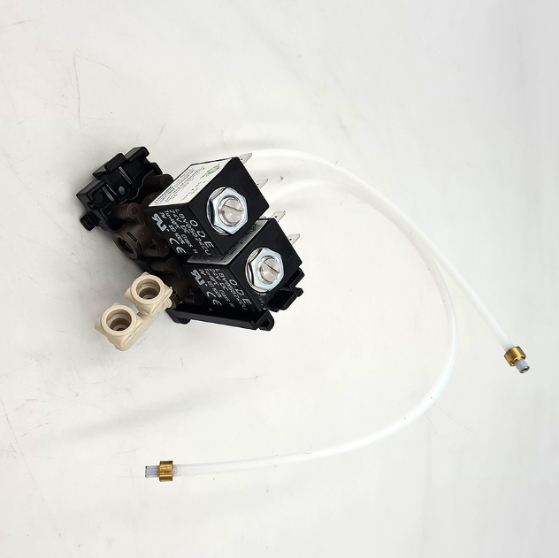 Группа электромагнитных клапанов 3 для кофемашины Minibar Dr.coffee PROXIMA (9N0100071 / 7.NN.0228) Группа электромагнитных клапанов 3 для кофемашины Minibar Dr.coffee PROXIMA (9N0100071 / 7.NN.0228)