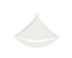 Блюдо Кунстверк веер фарфор 230 мм белый KUNSTWERK (A0385)