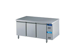 Шкаф холодильный центрального охлаждения 3xGN 2/3, 3-дверный со столешницей KTO632362 COOL COMPACT Шкаф холодильный центрального охлаждения 3xGN 2/3, 3-дверный со столешницей KTO632362 COOL COMPACT