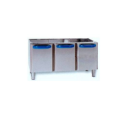 Стенд закрытый 700 серии VNP105L7 TECNOINOX
