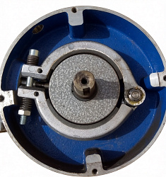 Электродвигатель в сборе с колодками и тормозом на пилу KT-400 KT (KT400228)