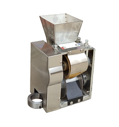 Узел формующий пельменного аппарата QT-80 16 треугольник, плетеные края ROALMEAT